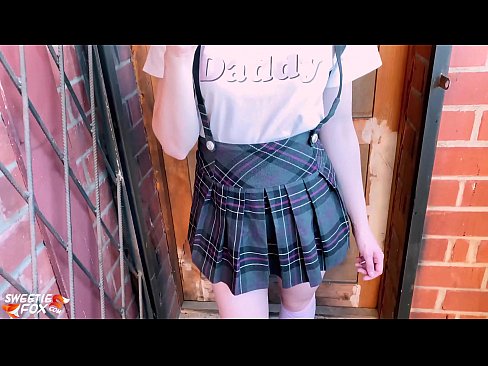 ❤️ 女学生深深地吸吮她的鸡巴,代替上课做爱 ❤❌ Quality porn﹏﹏