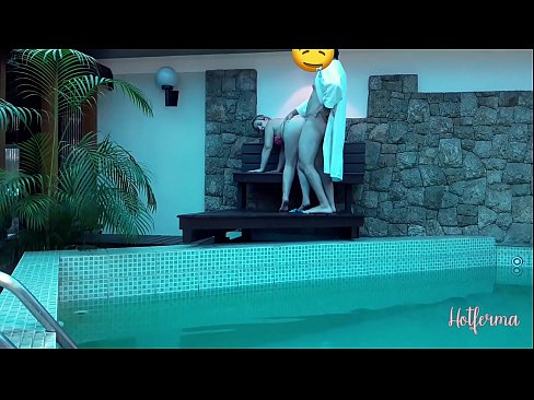 ❤️ 老板邀请女佣去泳池,却忍不住要来个热辣的 ❤❌ Quality porn﹏﹏