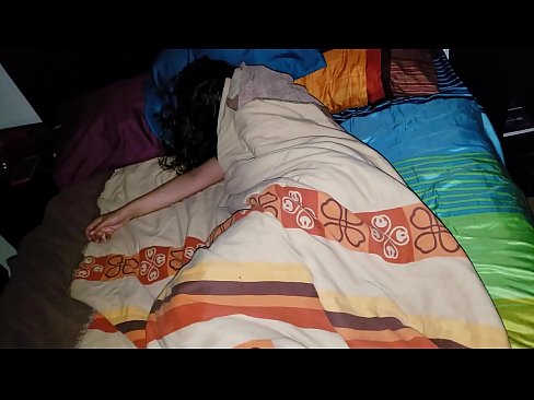 ❤️ 继子在年轻的继母睡觉时责骂她 ❤❌ Quality porn﹏﹏